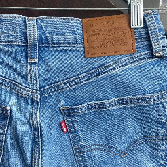 NWT LEVI BLUE JEANS - Picture 6 of 6